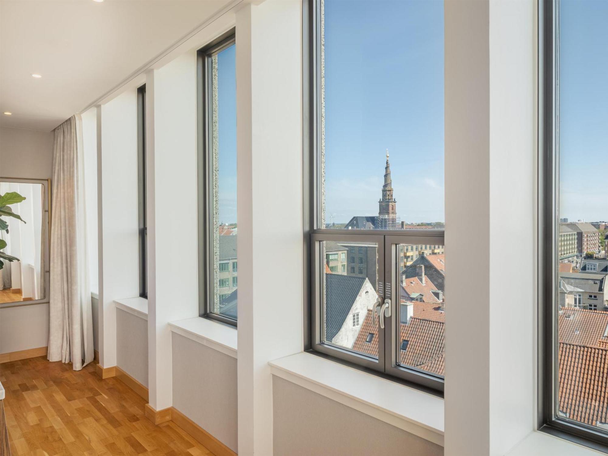 Premium Corner Room View
